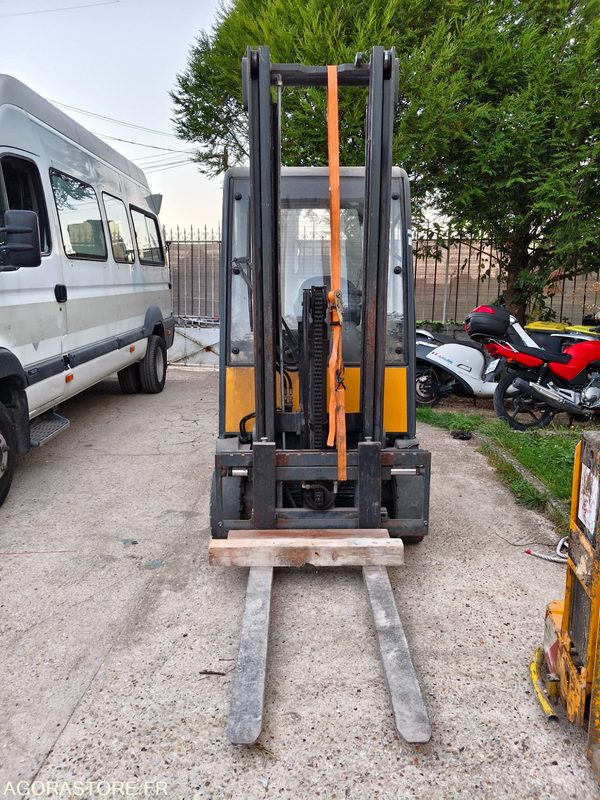 Jungheinrich EFG 216K - 2007 - En l'état - Non roulant - رافعة شوكية كهربائية: صور 3 Jungheinrich EFG 216K - 2007 - En l'état - Non roulant - رافعة شوكية كهربائية: صور 3