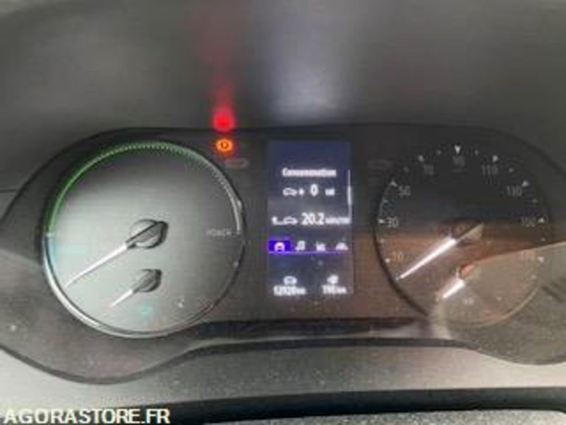 KANGOO VAN E-TECH - 2023 - 13000KMs - فان المدمجة, فان كهربائية: صور 4 KANGOO VAN E-TECH - 2023 - 13000KMs - فان المدمجة, فان كهربائية: صور 4