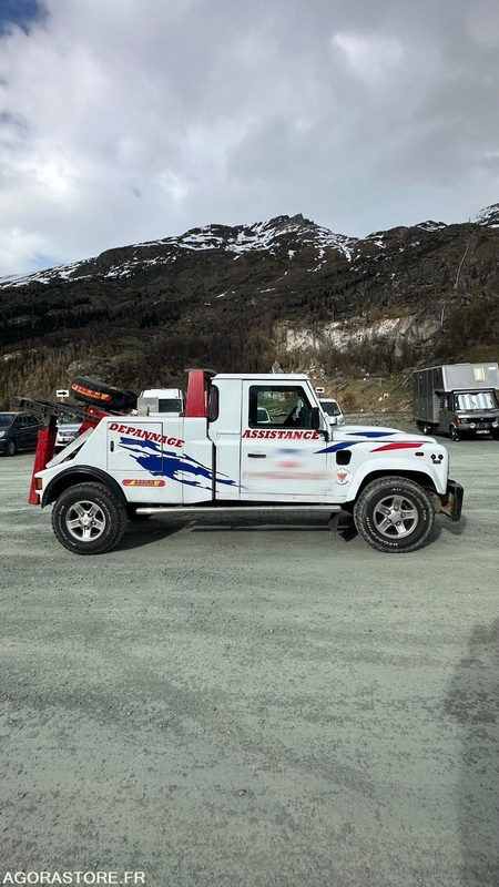 LAND ROVER DEFENDER Pick-up 2.4 Td4 4x4 122cv - الشاحنات الصغيرة: صور 1 LAND ROVER DEFENDER Pick-up 2.4 Td4 4x4 122cv - الشاحنات الصغيرة: صور 1