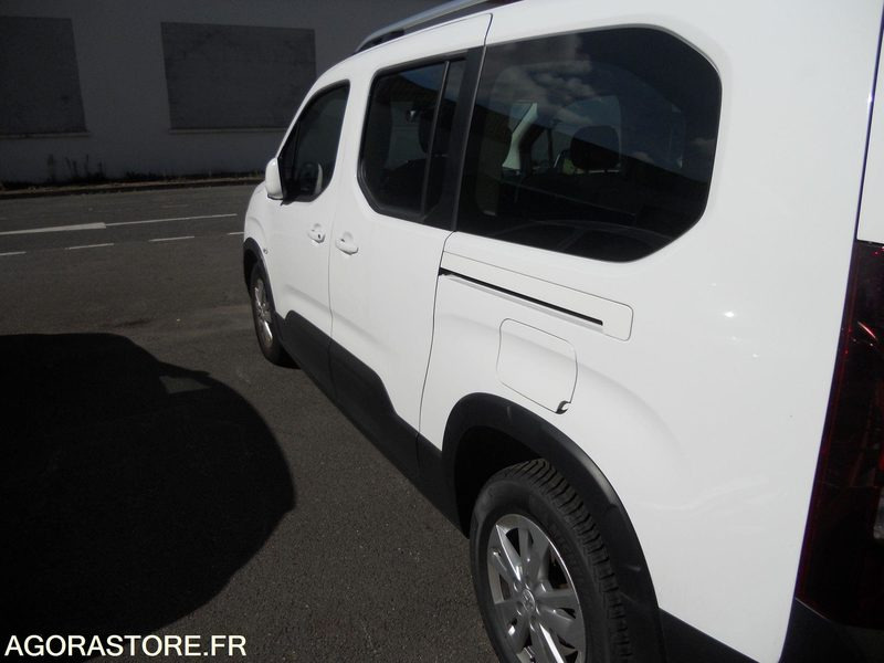 LOT 14 SLT - PEUGEOT RIFTER 7 PL - سيارة: صور 3 LOT 14 SLT - PEUGEOT RIFTER 7 PL - سيارة: صور 3