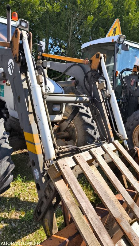 Lot Renault - Tracteur chargeur Renault ergos 105-god 0002- 2000 - 10958 et TR12 - جرار: صور 4 Lot Renault - Tracteur chargeur Renault ergos 105-god 0002- 2000 - 10958 et TR12 - جرار: صور 4