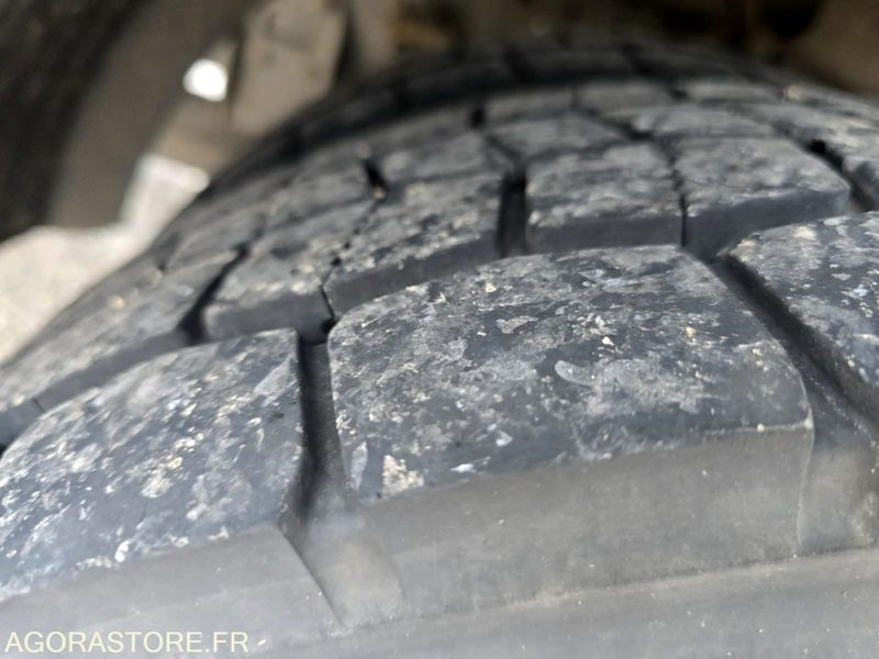 شاحنة MAN TGL 12.250 - 2012 - 697000km - Camion Ridelles Coulissantes: صور 9