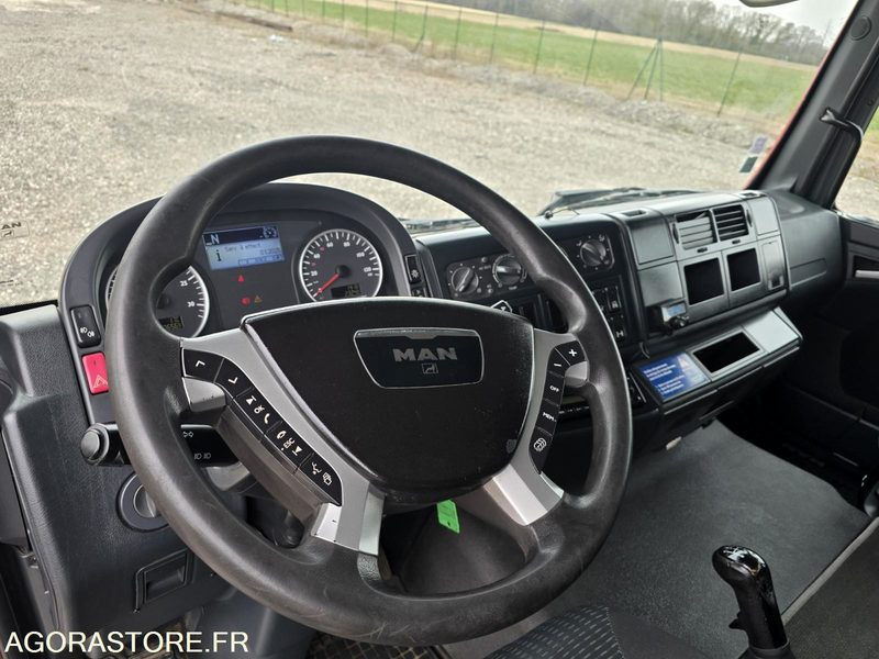شاحنة MAN TGL 12.250 - 2012 - 697000km - Camion Ridelles Coulissantes: صور 11
