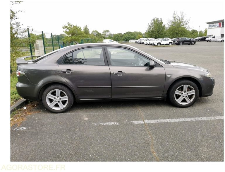 MAZDA 6 HATCHBACK - 93 386 KM - 2007 - سيارة: صور 5 MAZDA 6 HATCHBACK - 93 386 KM - 2007 - سيارة: صور 5