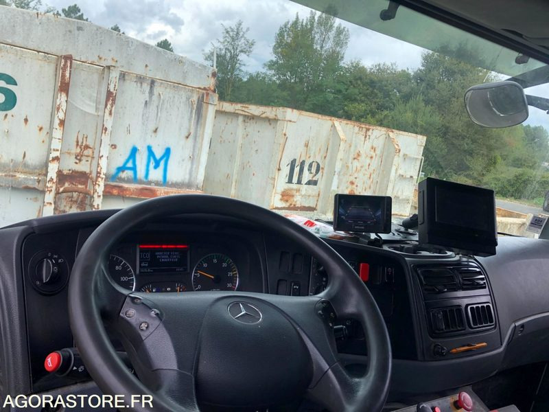 MERCEDES AXOR 26T-21m3 - 287235 kms - 2014 - شاحنة القمامة: صور 4 MERCEDES AXOR 26T-21m3 - 287235 kms - 2014 - شاحنة القمامة: صور 4
