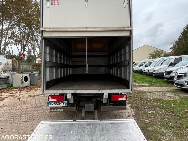 MERCEDES SPRINTER - 2014 / 165 605 KM - فان: صور 4 MERCEDES SPRINTER - 2014 / 165 605 KM - فان: صور 4