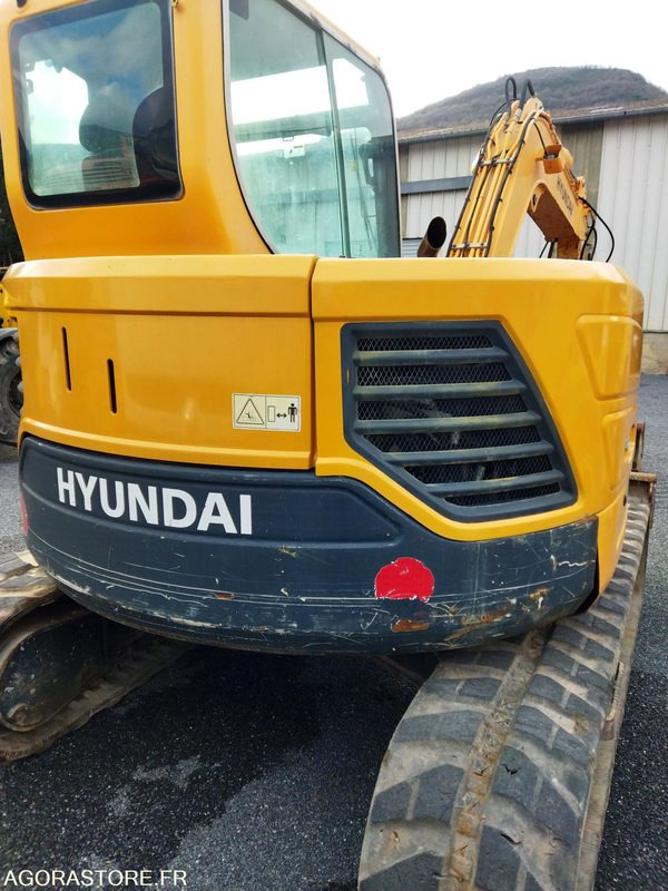 MINI PELLE HYUNDAI ROBEX 80 - حفارة: صور 2 MINI PELLE HYUNDAI ROBEX 80 - حفارة: صور 2