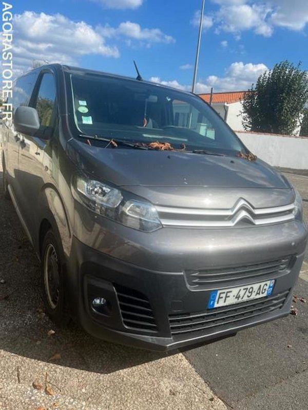 MINIBUS CITROEN JUMPY SPACETOURER 1.5L BHDI - 4 portes - 2019 - 182 000km - حافلة صغيرة, ميكروباص: صور 2 MINIBUS CITROEN JUMPY SPACETOURER 1.5L BHDI - 4 portes - 2019 - 182 000km - حافلة صغيرة, ميكروباص: صور 2