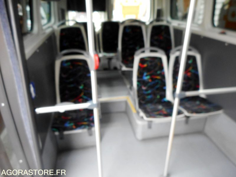 MINIBUS NAVETTE RENAULT - 2013 - 185 270 km - حافلة صغيرة, ميكروباص: صور 4 MINIBUS NAVETTE RENAULT - 2013 - 185 270 km - حافلة صغيرة, ميكروباص: صور 4