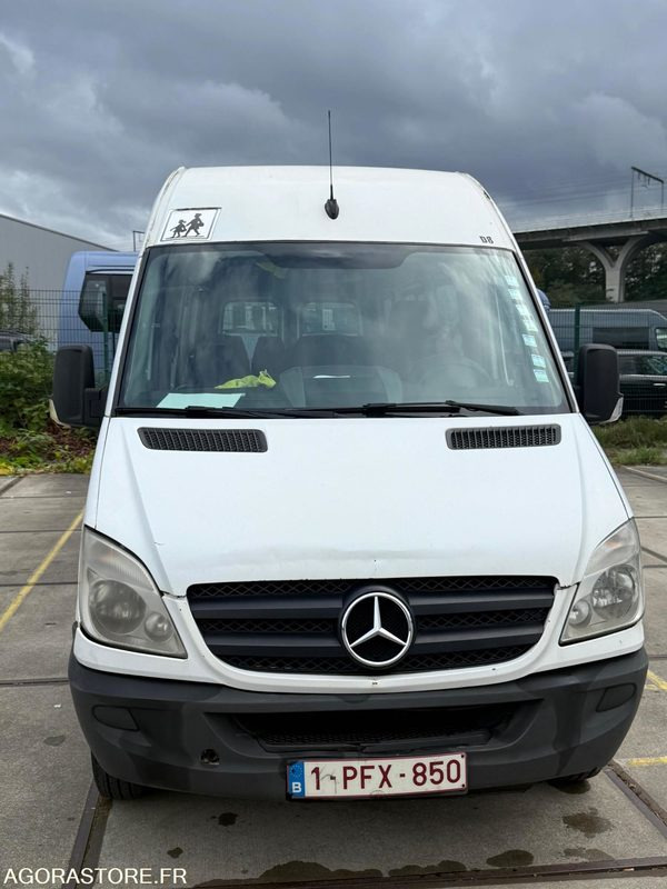 Minibus Mercedes Sprinter - 2013 - 187 900km - حافلة: صور 1 Minibus Mercedes Sprinter - 2013 - 187 900km - حافلة: صور 1