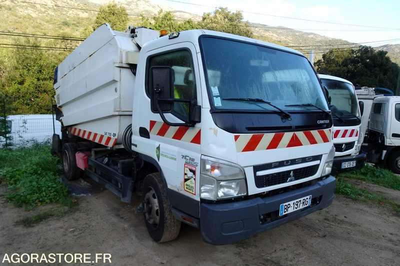 Mitsubishi Fuso - شاحنة القمامة: صور 1 Mitsubishi Fuso - شاحنة القمامة: صور 1