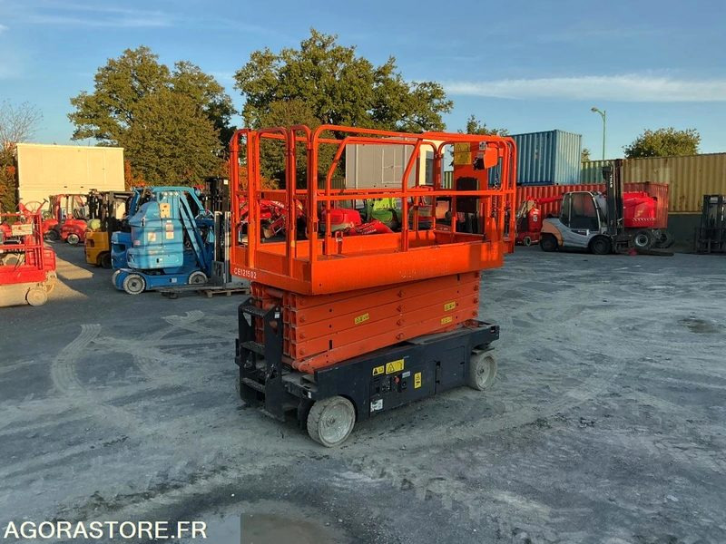 Nacelle electrique à ciseaux 12 m GENIE GS3246 - رافعات مقصية: صور 1 Nacelle electrique à ciseaux 12 m GENIE GS3246 - رافعات مقصية: صور 1