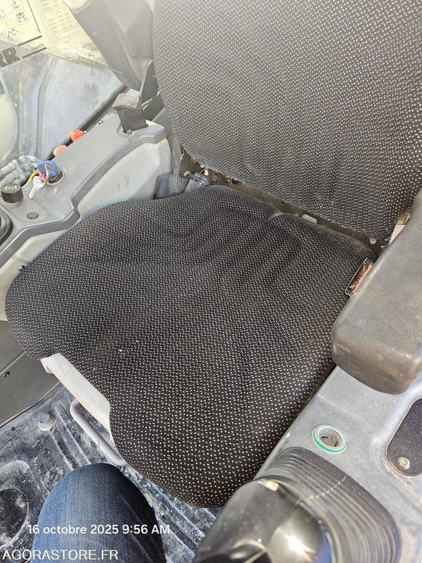 حفارة PELLE A CHENILLE LIEBHERR R946 - 2015 / 10235H (MPC022): صور 6