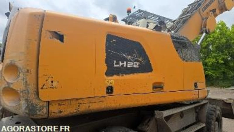 PELLE DE MANUTENTION SUR ROUE - LH22M LITRONIC LIEBHERR - 2017 / 12 053 HEURES - حفارة: صور 5 PELLE DE MANUTENTION SUR ROUE - LH22M LITRONIC LIEBHERR - 2017 / 12 053 HEURES - حفارة: صور 5
