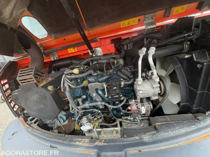 PELLE KUBOTA KX 080-4 2710 HEURES - 2015 - حفارات زحافة: صور 3 PELLE KUBOTA KX 080-4 2710 HEURES - 2015 - حفارات زحافة: صور 3