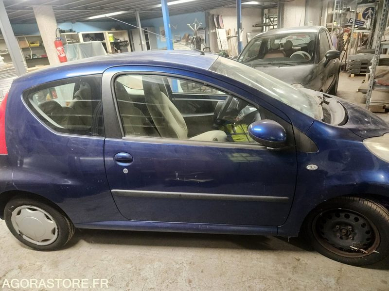 PEUGEOT 107 - سيارة: صور 1 PEUGEOT 107 - سيارة: صور 1