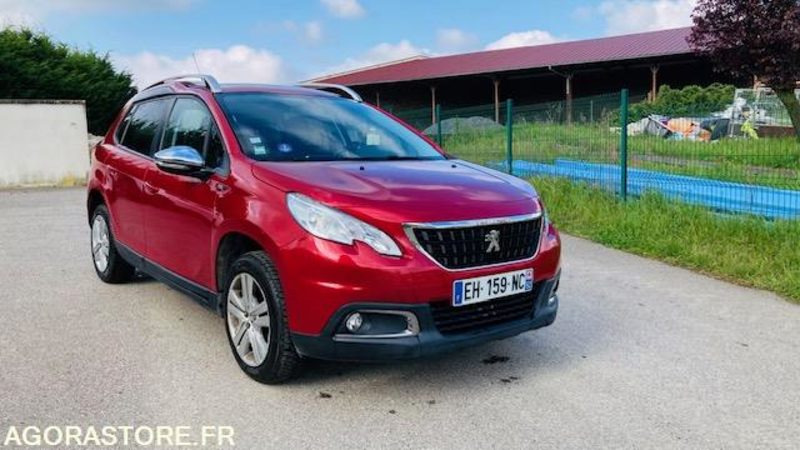 PEUGEOT 2008 1.2L STYLE - سيارة دفع رباعي: صور 1 PEUGEOT 2008 1.2L STYLE - سيارة دفع رباعي: صور 1