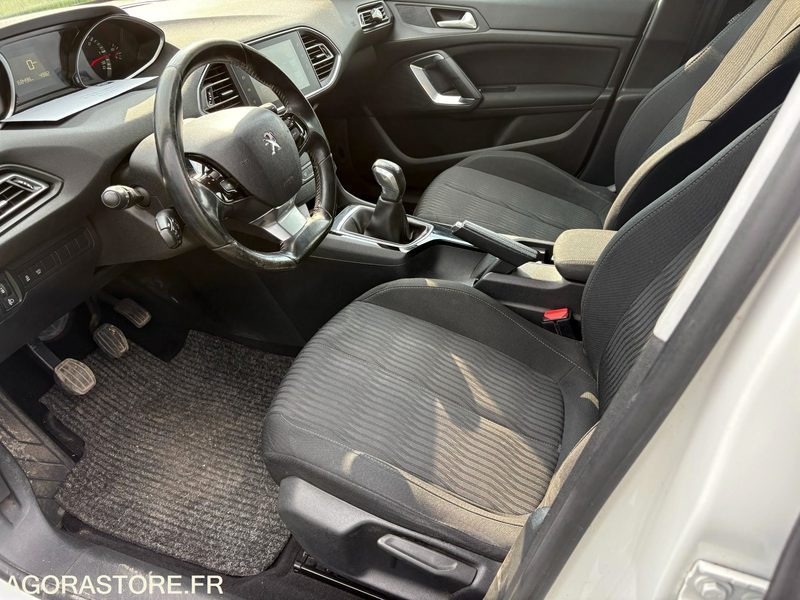 PEUGEOT 308 DIESEL 1.6 L HDI - سيارة: صور 5 PEUGEOT 308 DIESEL 1.6 L HDI - سيارة: صور 5