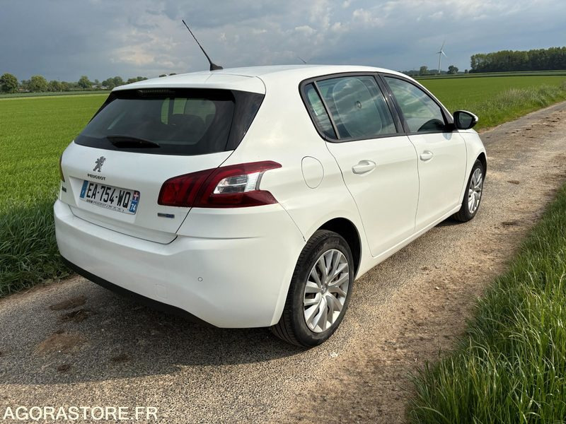 PEUGEOT 308 DIESEL 1.6 L HDI - سيارة: صور 3 PEUGEOT 308 DIESEL 1.6 L HDI - سيارة: صور 3