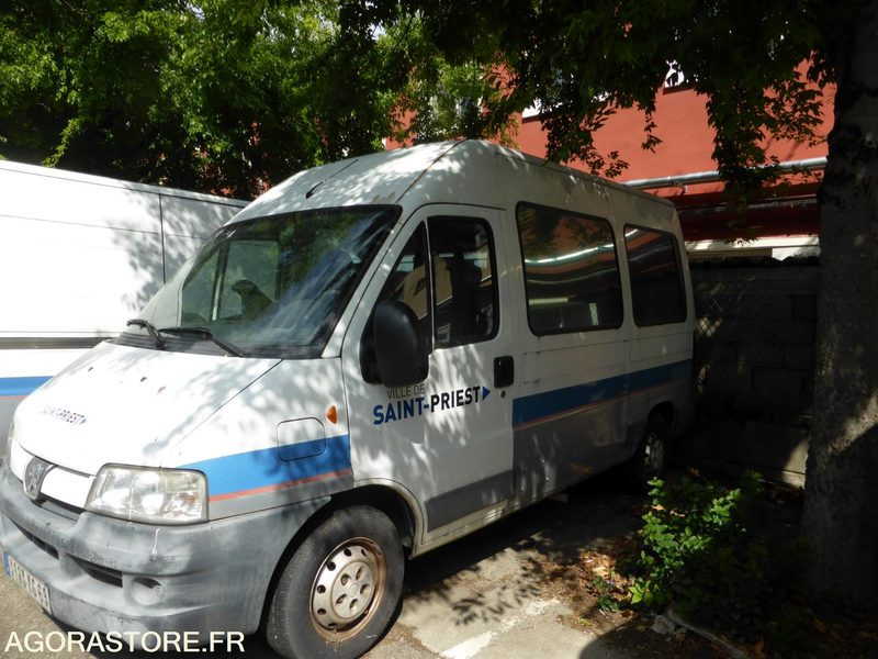 PEUGEOT BOXER 45000 kms 2002 - فان: صور 2 PEUGEOT BOXER 45000 kms 2002 - فان: صور 2