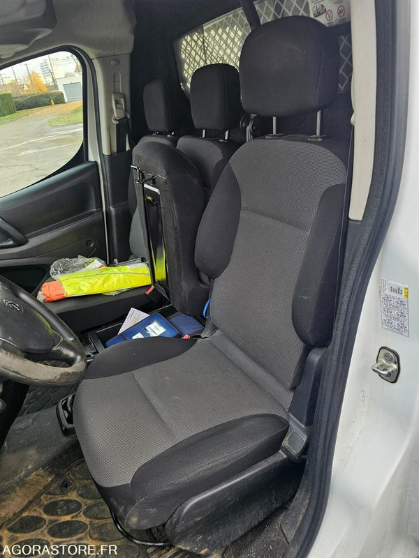 PEUGEOT PARTNER - 2018 - 189946KM - FB126SH - فان المدمجة: صور 5 PEUGEOT PARTNER - 2018 - 189946KM - FB126SH - فان المدمجة: صور 5