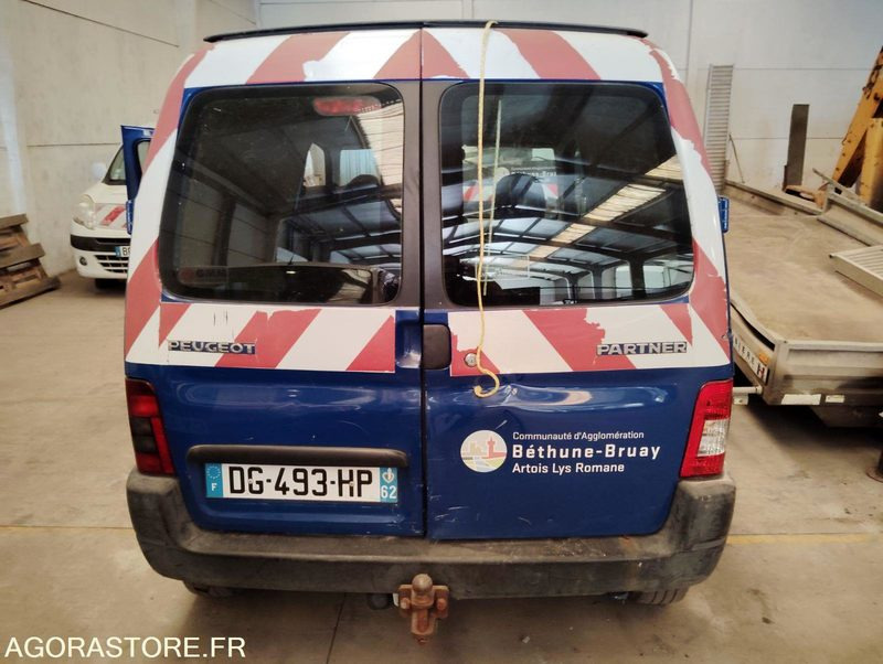 PEUGEOT PARTNER - فان المدمجة: صور 2 PEUGEOT PARTNER - فان المدمجة: صور 2