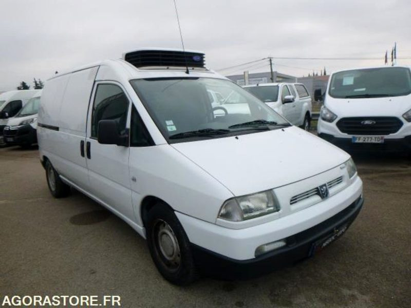 PEUGEOT expert frigorifique - 2003 - 96 210km - BON ETAT - فان المدمجة: صور 1 PEUGEOT expert frigorifique - 2003 - 96 210km - BON ETAT - فان المدمجة: صور 1