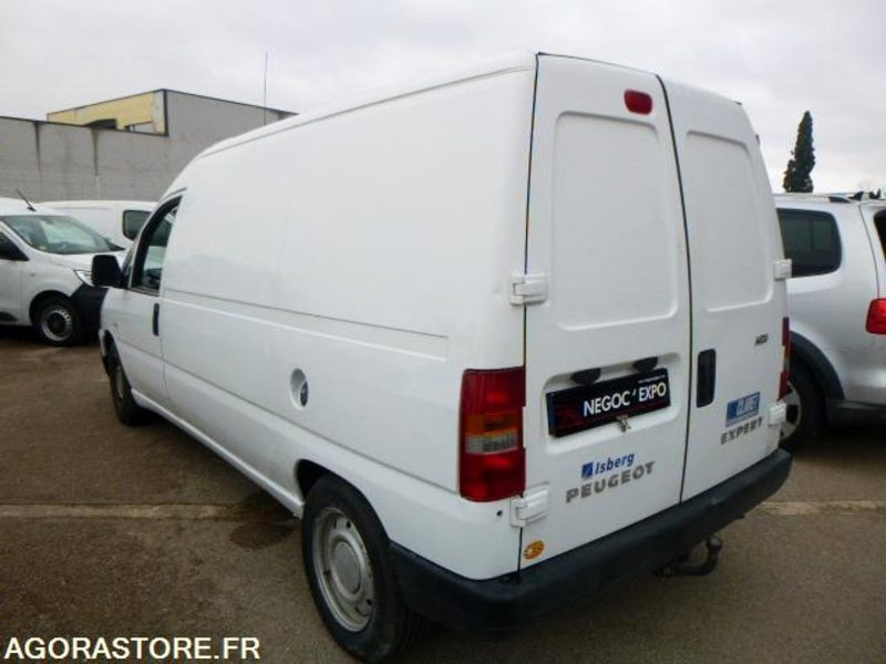PEUGEOT expert frigorifique - 2003 - 96 210km - BON ETAT - فان المدمجة: صور 4 PEUGEOT expert frigorifique - 2003 - 96 210km - BON ETAT - فان المدمجة: صور 4