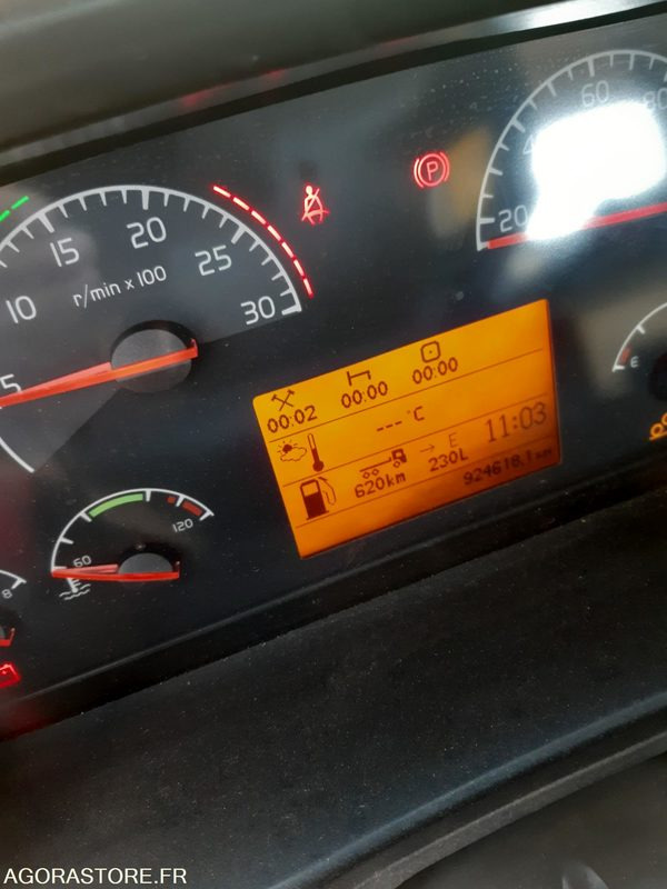 POLYBENNE 26T VOLVO / R60478 - 925000km - شاحنة: صور 4 POLYBENNE 26T VOLVO / R60478 - 925000km - شاحنة: صور 4