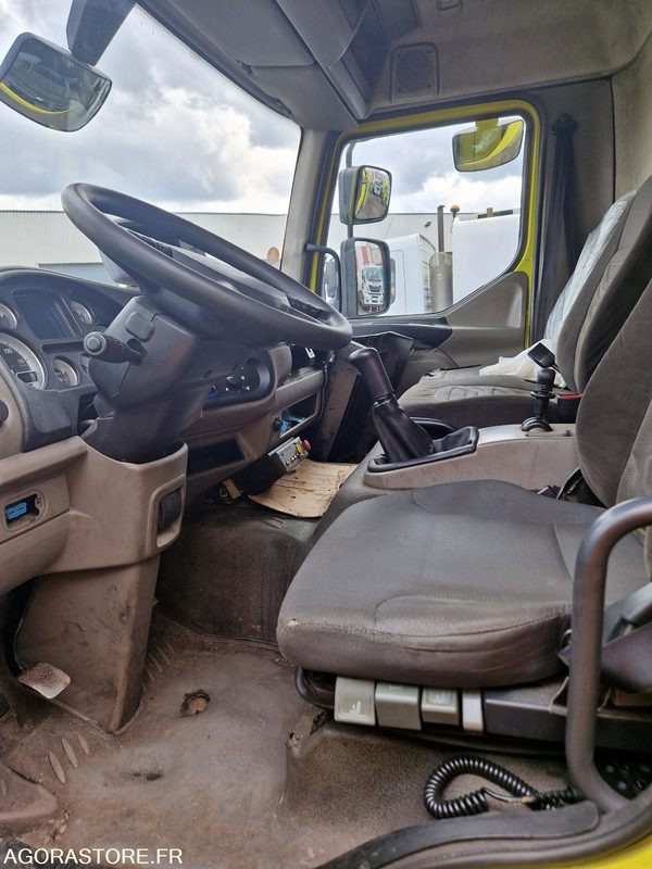 PORTEUR BOM 12T DAF FAUN - 2012 - 257 530 KM - شاحنة القمامة: صور 3 PORTEUR BOM 12T DAF FAUN - 2012 - 257 530 KM - شاحنة القمامة: صور 3
