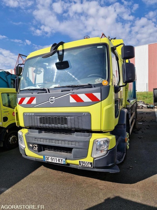 PORTEUR BOM 26T VOLVO GEESINK- 121117 KM - 2014 (4004) - شاحنة القمامة: صور 2 PORTEUR BOM 26T VOLVO GEESINK- 121117 KM - 2014 (4004) - شاحنة القمامة: صور 2