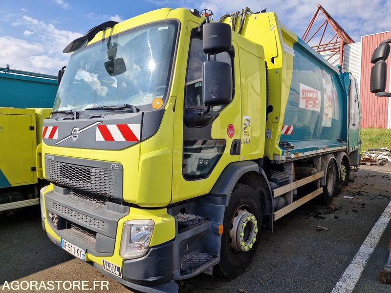 PORTEUR BOM 26T VOLVO GEESINK- 121117 KM - 2014 (4004) - شاحنة القمامة: صور 1 PORTEUR BOM 26T VOLVO GEESINK- 121117 KM - 2014 (4004) - شاحنة القمامة: صور 1