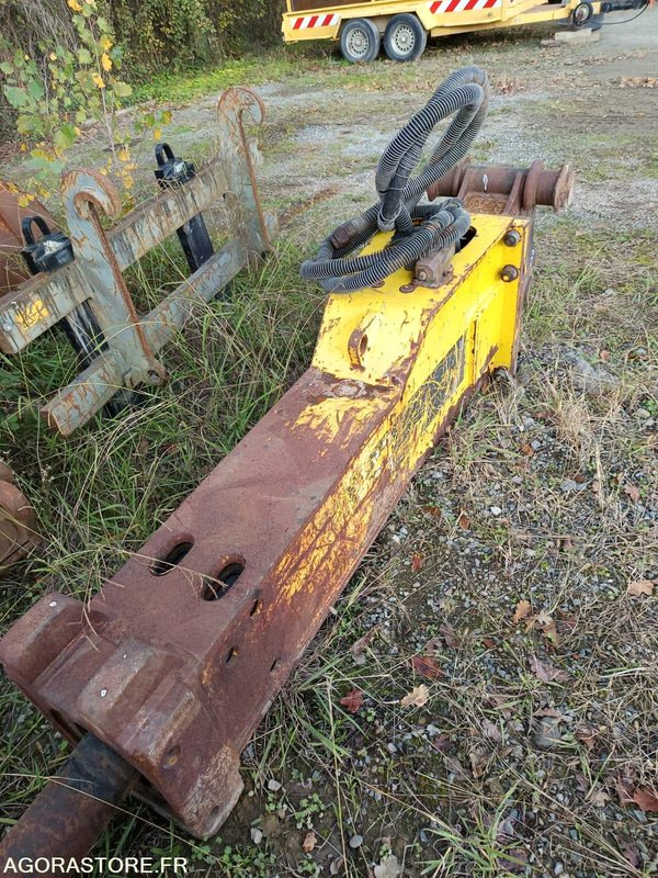 Pelle Case CX 135 SR 2015 7000 heures avec bras deporté et 3 godets - حفارة: صور 4 Pelle Case CX 135 SR 2015 7000 heures avec bras deporté et 3 godets - حفارة: صور 4