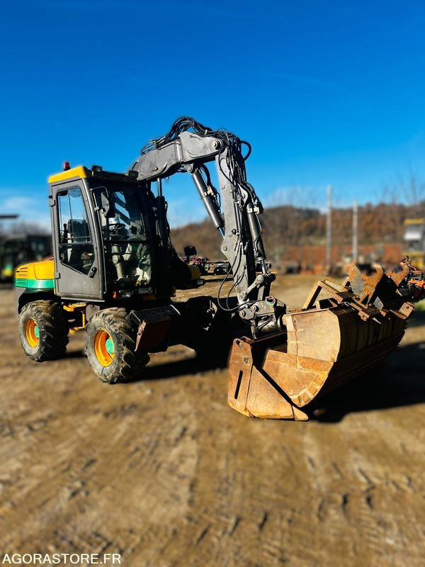 Pelle Mecalac 12MXT - 2004 - 4523 HEURES - حفارة: صور 1 Pelle Mecalac 12MXT - 2004 - 4523 HEURES - حفارة: صور 1