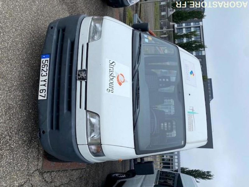 Peugeot EXPERT 1999 - 8 place + 1 PMR - فان المدمجة: صور 1 Peugeot EXPERT 1999 - 8 place + 1 PMR - فان المدمجة: صور 1