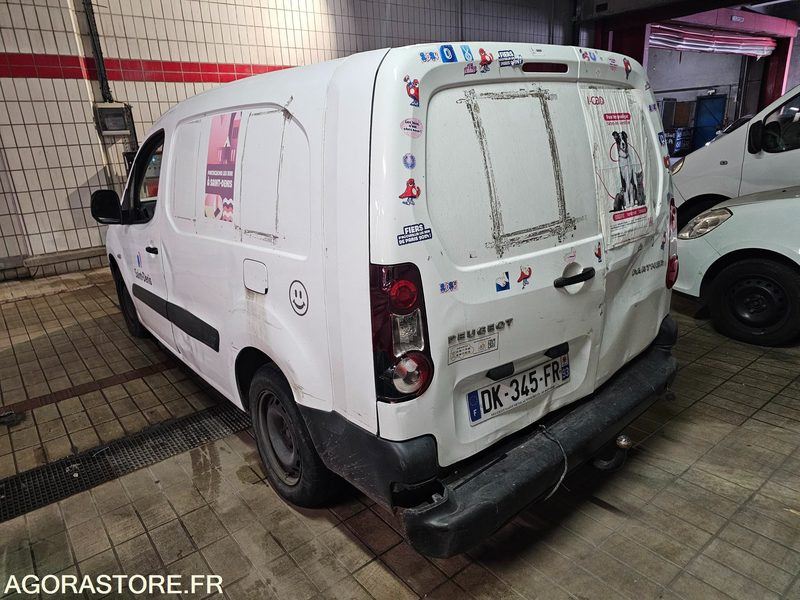 Peugeot Partner - 2014 - 61762kms - DK 345 FR - فان المدمجة: صور 4 Peugeot Partner - 2014 - 61762kms - DK 345 FR - فان المدمجة: صور 4
