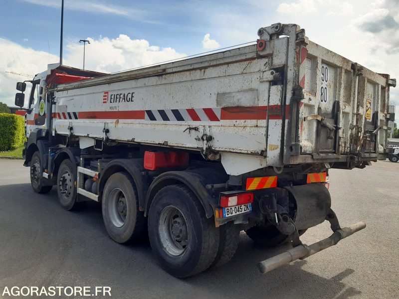 RENAULT 8X4 KERAX 430.32 - 2011 / 373600 Kms (M5126) - شاحنة: صور 4 RENAULT 8X4 KERAX 430.32 - 2011 / 373600 Kms (M5126) - شاحنة: صور 4