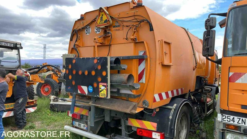 RENAULT DXI 310 - سياره كنس شوارع: صور 2 RENAULT DXI 310 - سياره كنس شوارع: صور 2