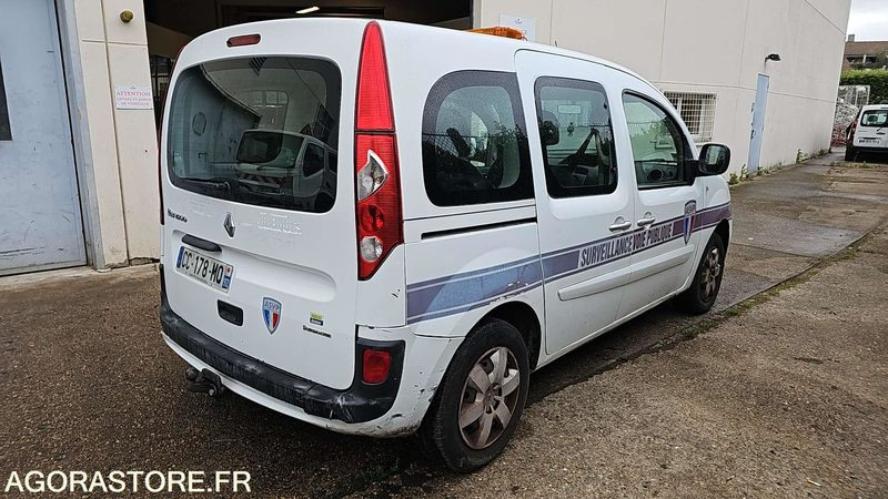 RENAULT KANGOO - CC178MQ - سيارة: صور 3 RENAULT KANGOO - CC178MQ - سيارة: صور 3