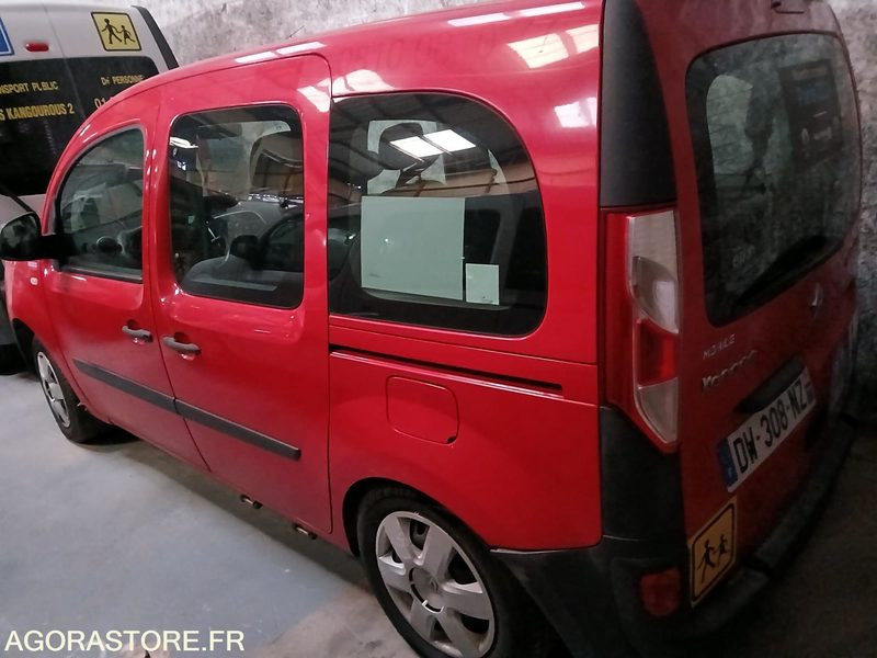RENAULT KANGOO TPMR - 2015 / 258163 KM - DW308NZ - 150541 - حافلة صغيرة, ميكروباص: صور 3 RENAULT KANGOO TPMR - 2015 / 258163 KM - DW308NZ - 150541 - حافلة صغيرة, ميكروباص: صور 3