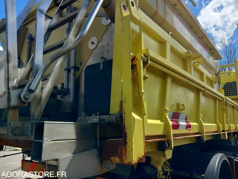 RENAULT KERAX 370 DCI + SALEUSE MECAGIL LEBON (KR0206 + SL0206) - شاحنة: صور 4 RENAULT KERAX 370 DCI + SALEUSE MECAGIL LEBON (KR0206 + SL0206) - شاحنة: صور 4