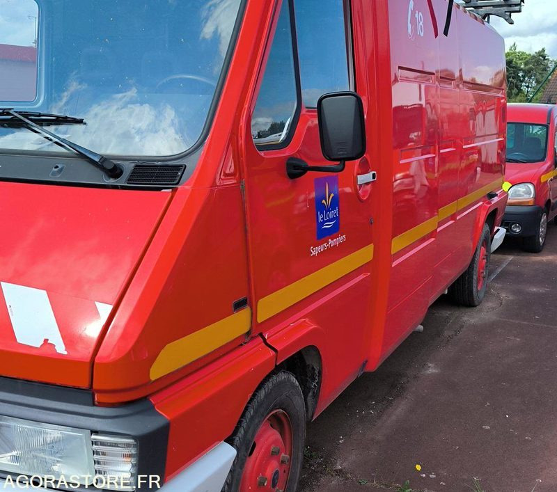 RENAULT MASTER T35 D 102714kms - 1996 - فان: صور 1 RENAULT MASTER T35 D 102714kms - 1996 - فان: صور 1