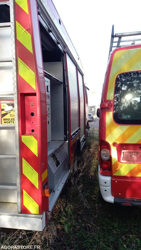 RENAULT - MIDLUM - 2006 - 785BND57 - شاحنة: صور 4 RENAULT - MIDLUM - 2006 - 785BND57 - شاحنة: صور 4