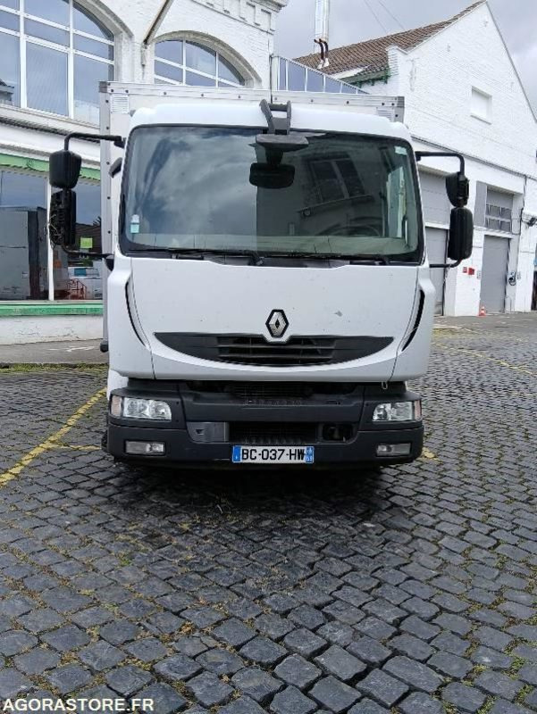 RENAULT MIDLUM 2010 692 000 KM - شاحنة: صور 1 RENAULT MIDLUM 2010 692 000 KM - شاحنة: صور 1