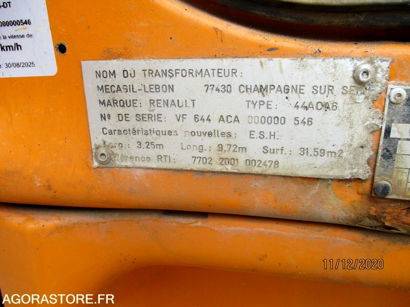 شاحنة RENAULT MIDLUM 22016C BENNE 2001: صور 20