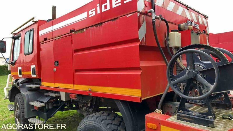 RENAULT MIDLUM - 42841kms - 2004 - شاحنة: صور 4 RENAULT MIDLUM - 42841kms - 2004 - شاحنة: صور 4