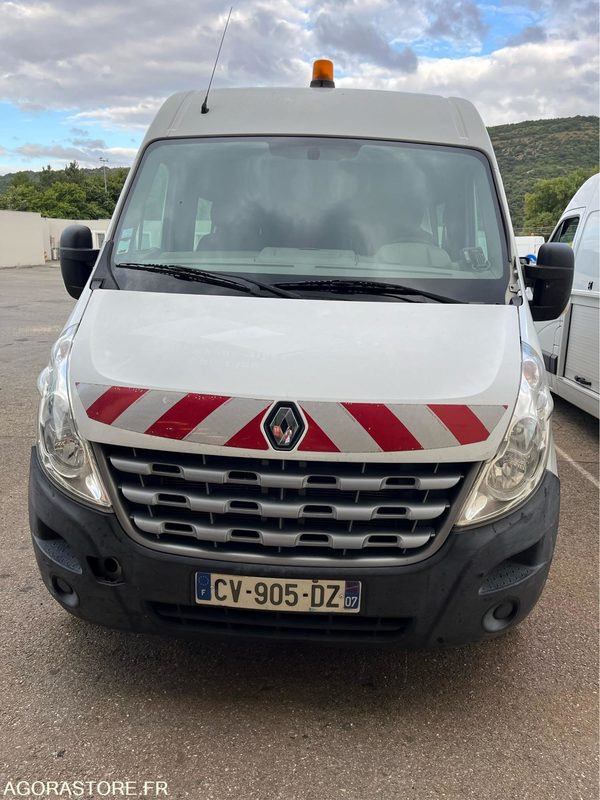 RENAULT Master VU 4p Master CA GC F350 - 218571 KM (P1510075) - فان: صور 4 RENAULT Master VU 4p Master CA GC F350 - 218571 KM (P1510075) - فان: صور 4