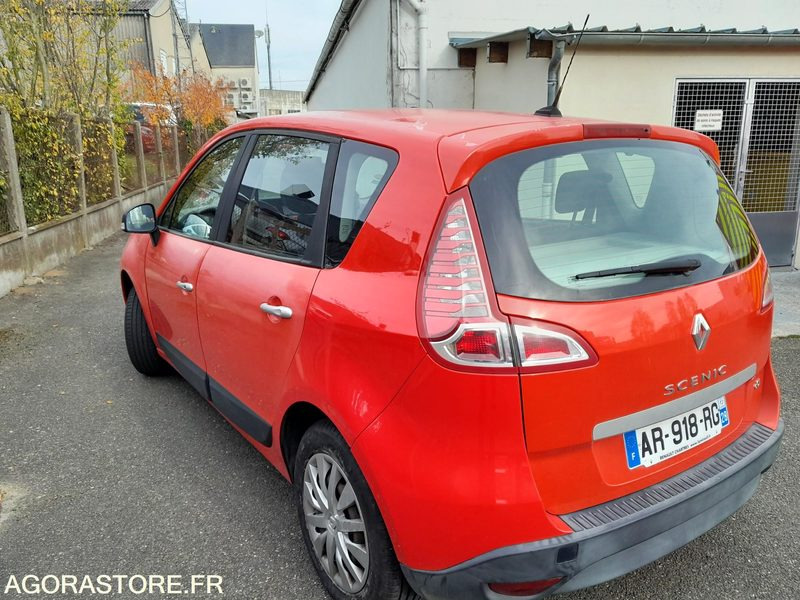 RENAULT SCENIC - سيارة: صور 3 RENAULT SCENIC - سيارة: صور 3