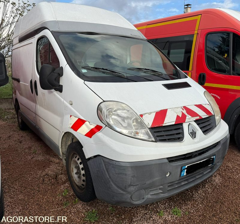 RENAULT TRAFIC 2.0 DCI 115 CH L1H2 - 233176 - 2011 - فان: صور 2 RENAULT TRAFIC 2.0 DCI 115 CH L1H2 - 233176 - 2011 - فان: صور 2