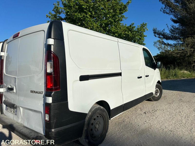RENAULT TRAFIC - 2021 - L2 H1 - 110 000 KM - EXCELLENT ETAT - فان المدمجة: صور 3 RENAULT TRAFIC - 2021 - L2 H1 - 110 000 KM - EXCELLENT ETAT - فان المدمجة: صور 3